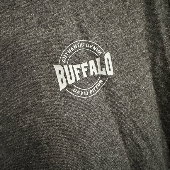 NWT buffalo T-shirt - Picture 2 of 4